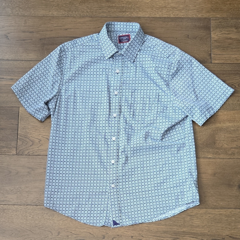 Short Sleeve Untuckit Shirt